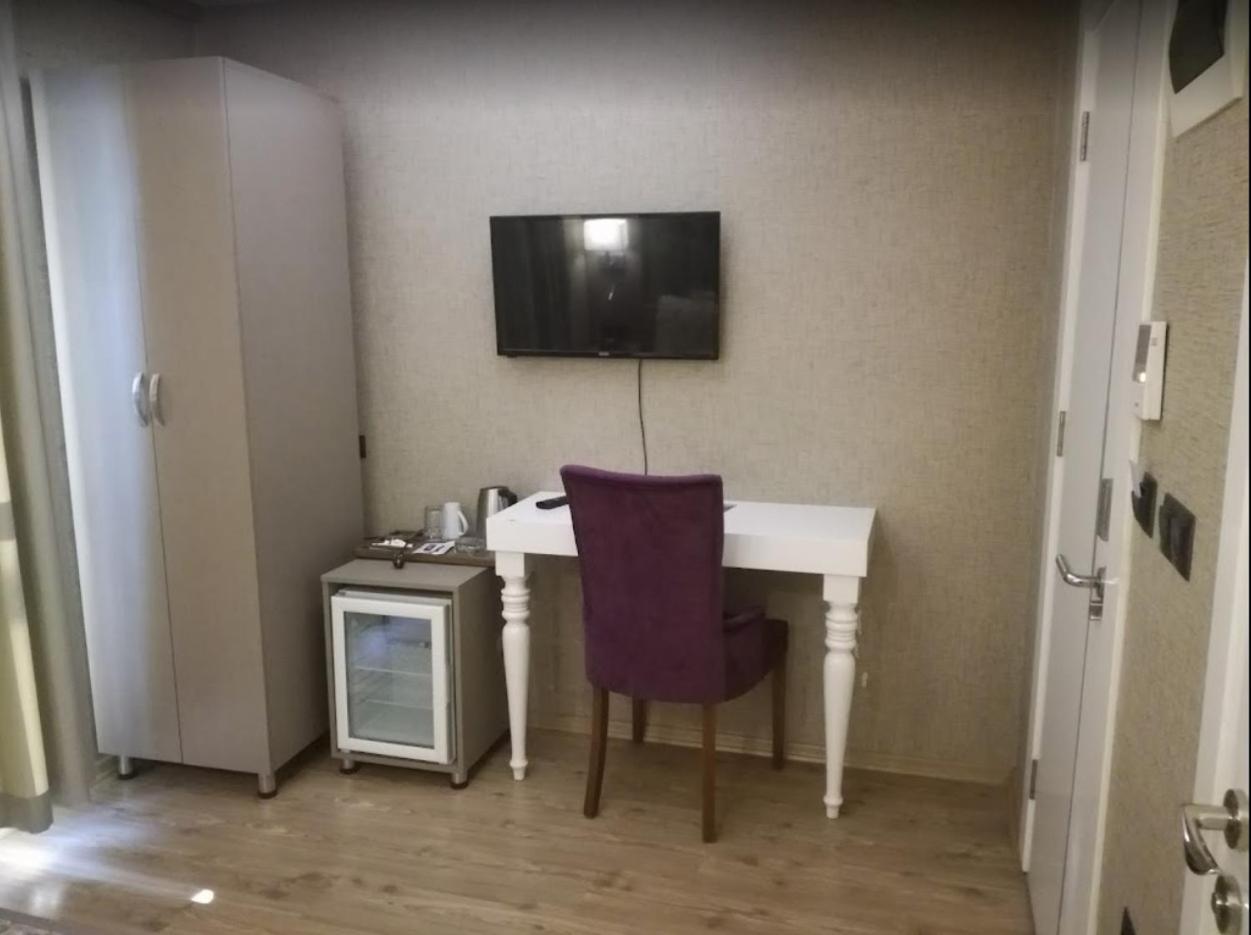 Hotel Iz 40/47