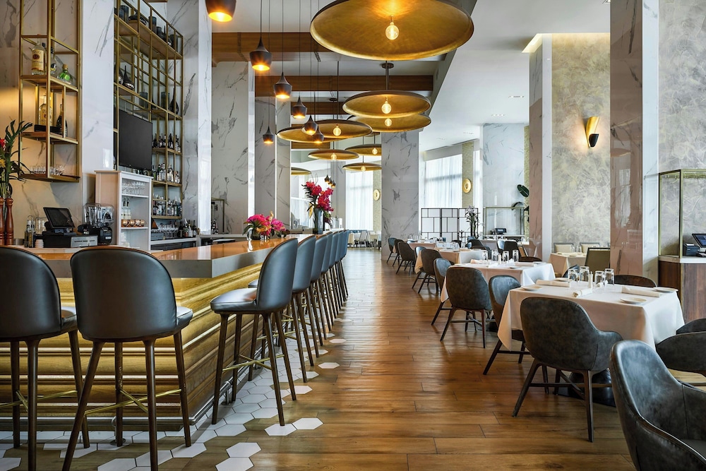 CIRC HOTEL 45/59