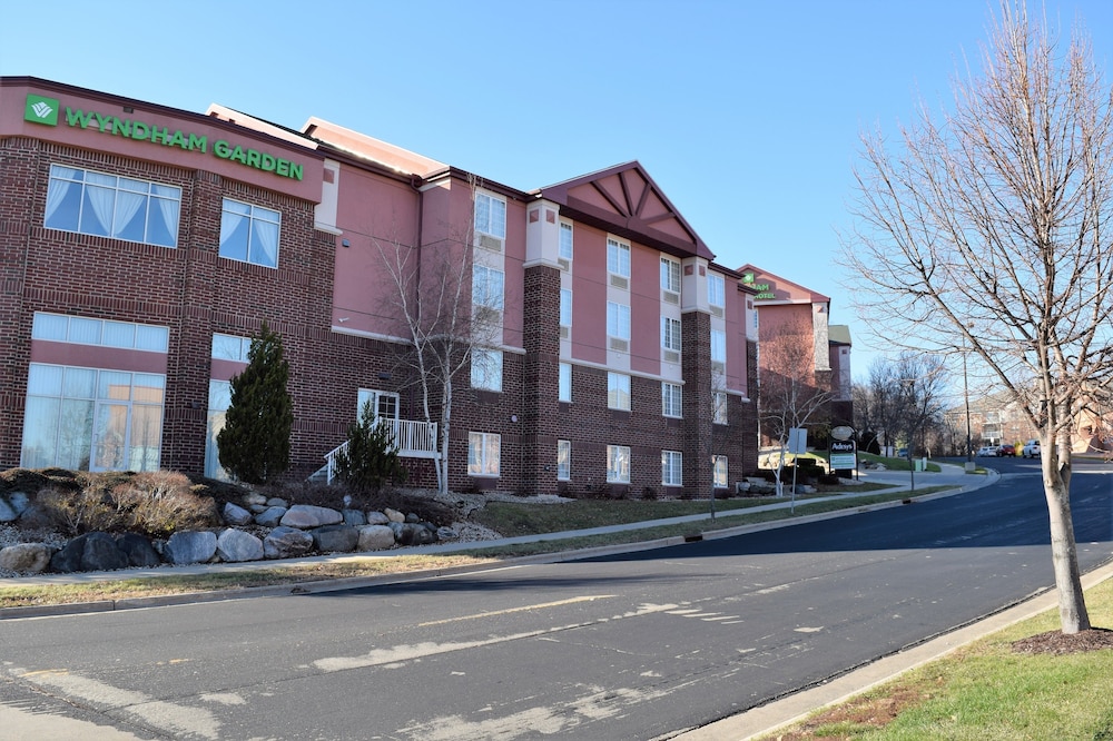 Wyndham Garden Madison Fitchburg 68/69