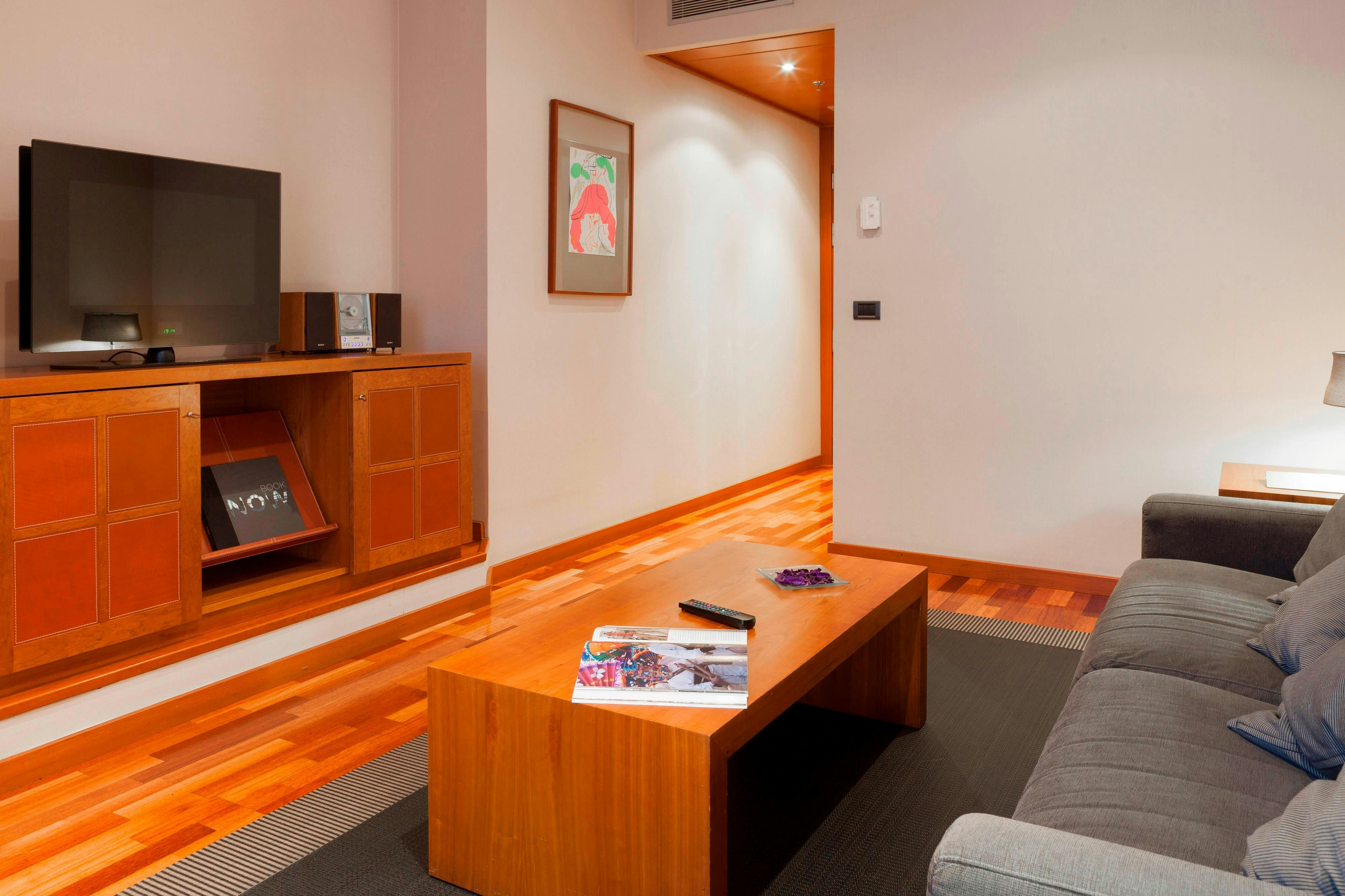 Ac Hotel Leon San Antonio 44/46