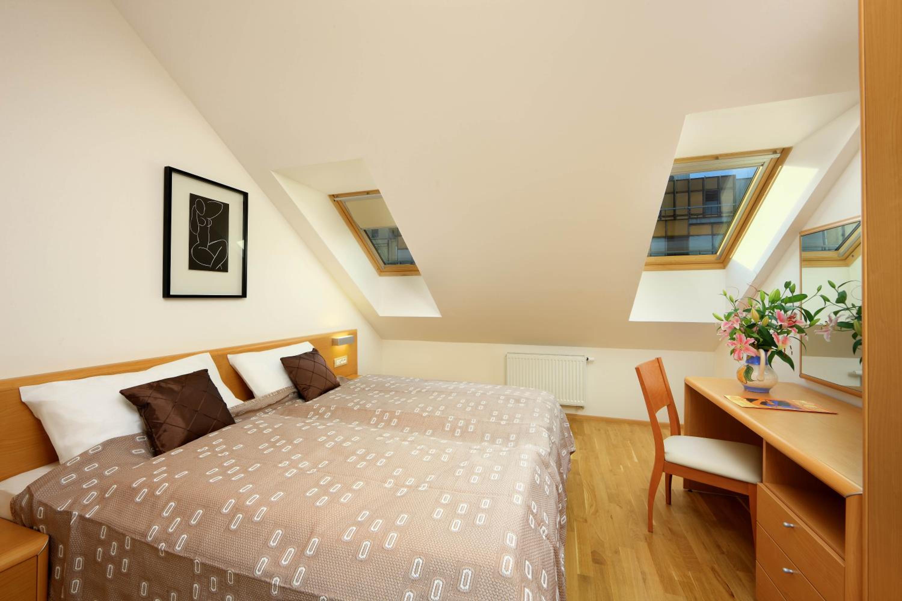 3 Rooms, Deluxe, Apartment, Terrace
