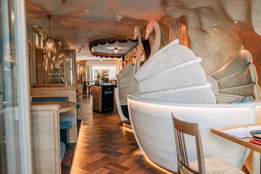 Hotel & Restaurant Ludwigs 58/72