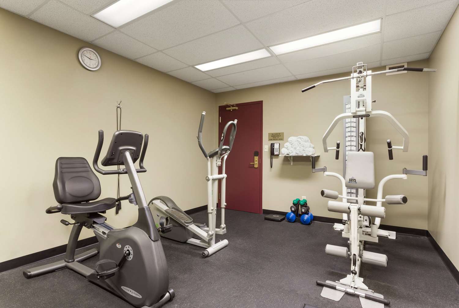 Days Inn By Wyndham Leamington 6/15