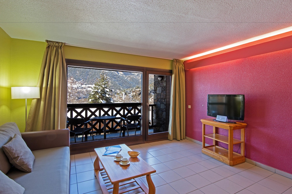 Giberga Apartments 28/68