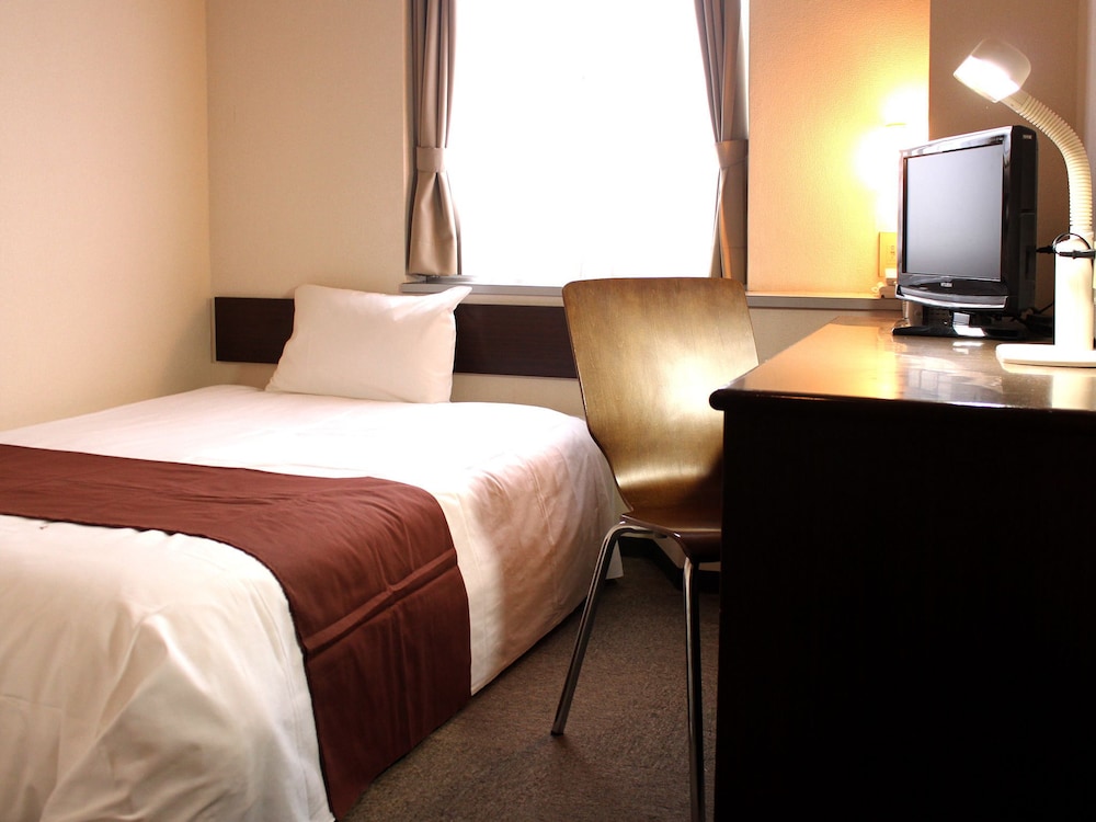 Hotel Livemax Budget Iyomishima 9/50