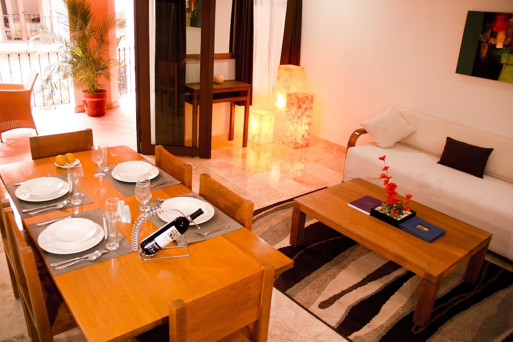 Acanto Playa del Carmen, Trademark Collection by Wyndham 40/45