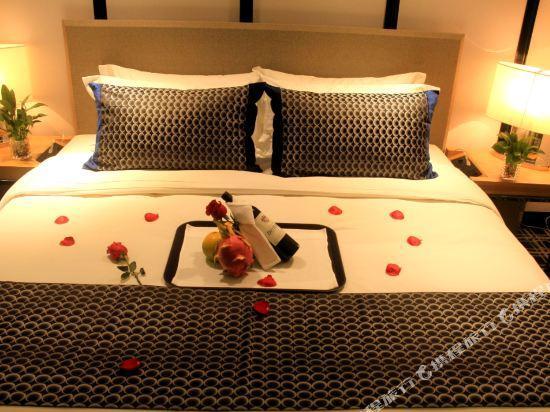Hotel Conrab (Ganzhou Wanxiang) 58/58