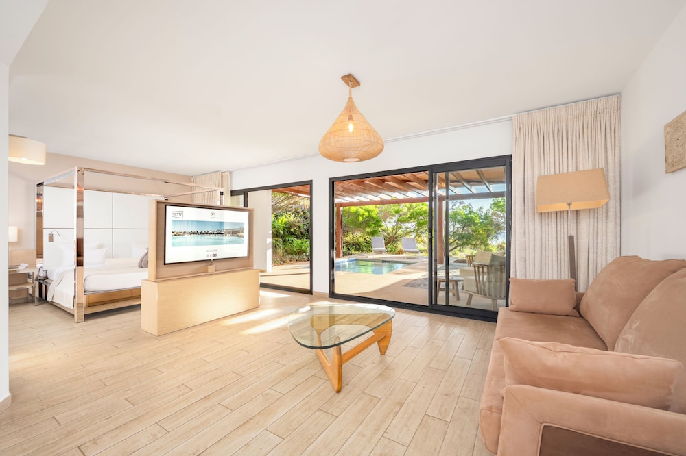 Akoya Hotel and Spa 44/68