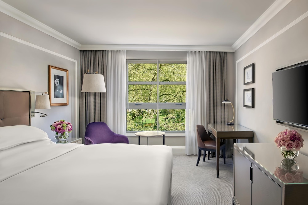 ROOM, KING BED, GARDEN VIEW