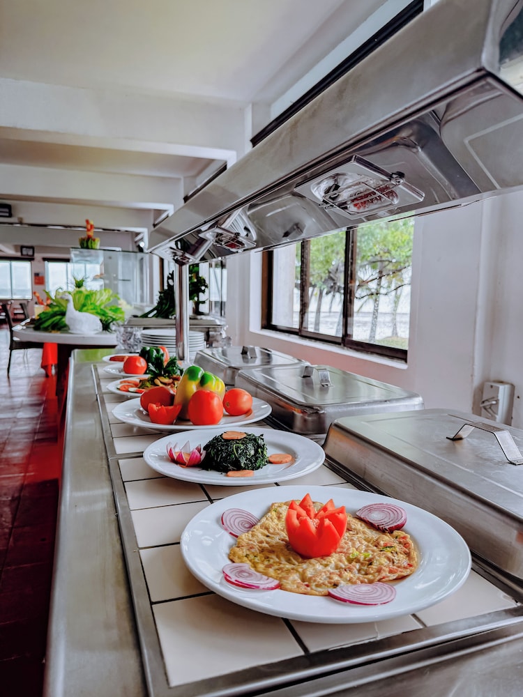 Milele Beach Hotel 28/50