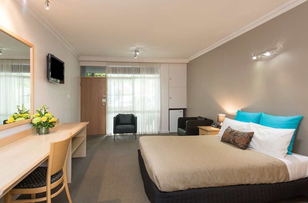 Berri Hotel 20/63