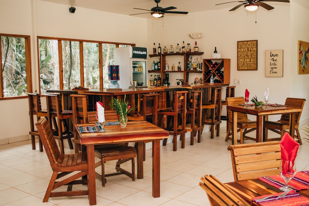 Mariposa Jungle Lodge 37/50