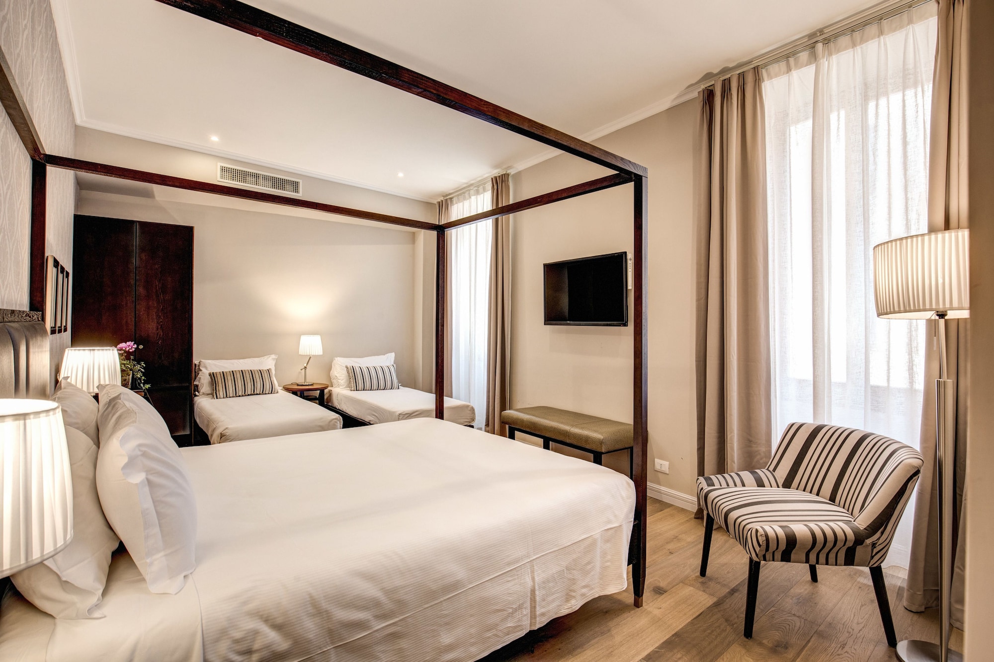 Suite Room