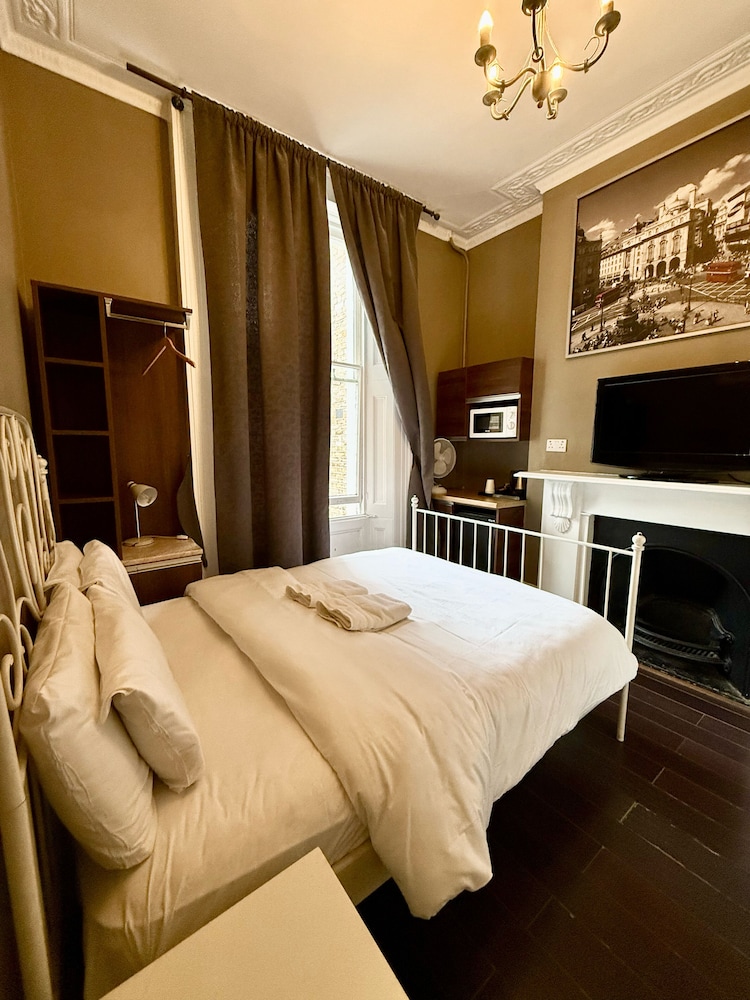 Ebury House Hotel 18/50