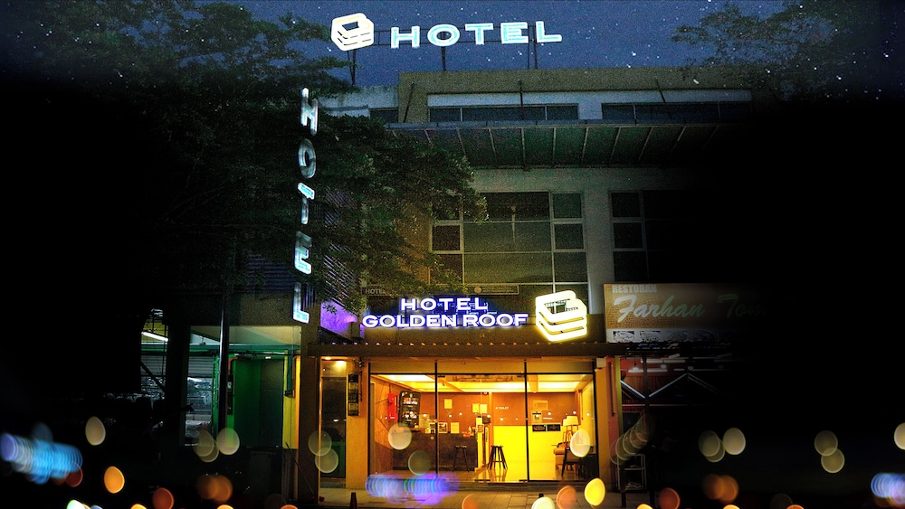 Swing & Pillows at Golden Roof Hotel Seri Iskandar, Ipoh 2/30