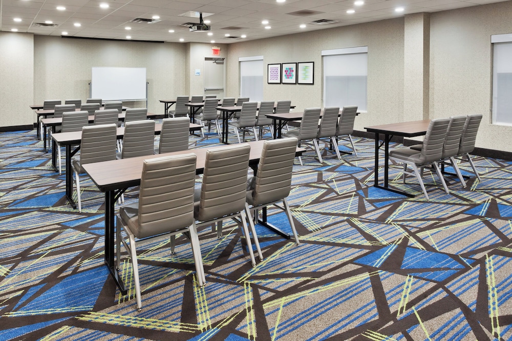 Holiday Inn Express Hotel And Suites Rome East 41/50