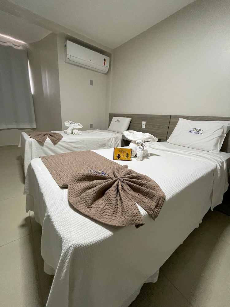 Max Hotel 13/35