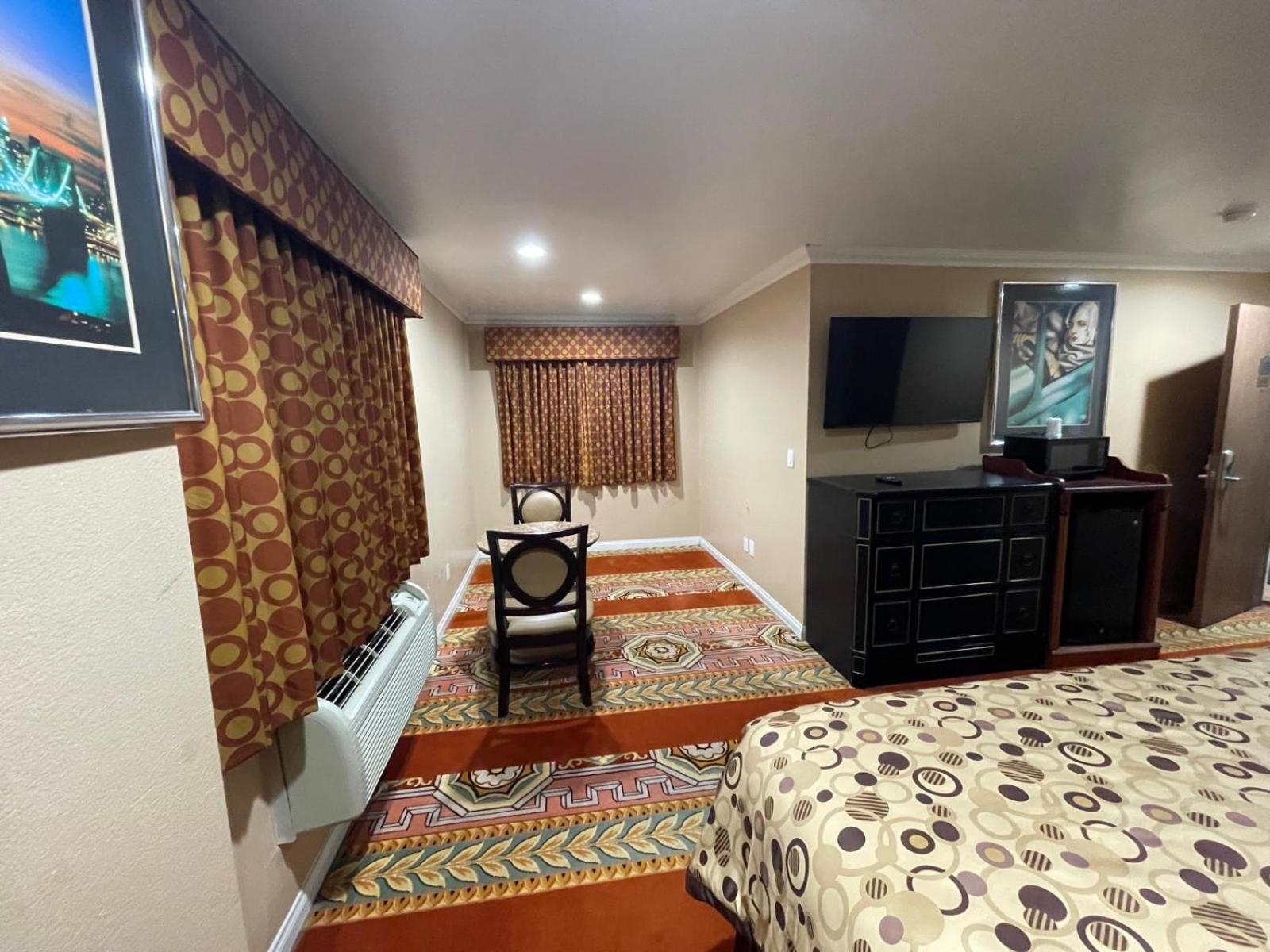 Sunrise Inn Gardena 17/27