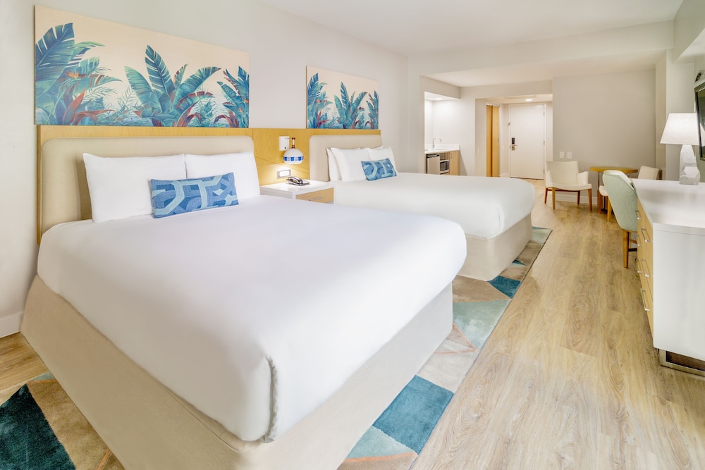 UPGRADE, SUITE, 2 QUEEN BEDS