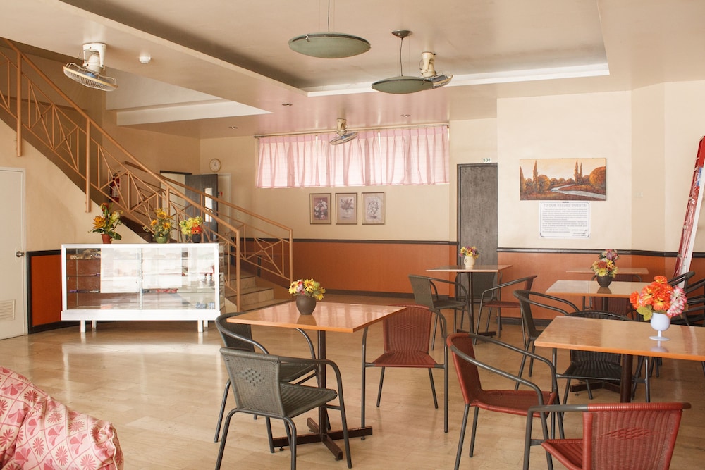 Gv Hotel Baybay 28/34