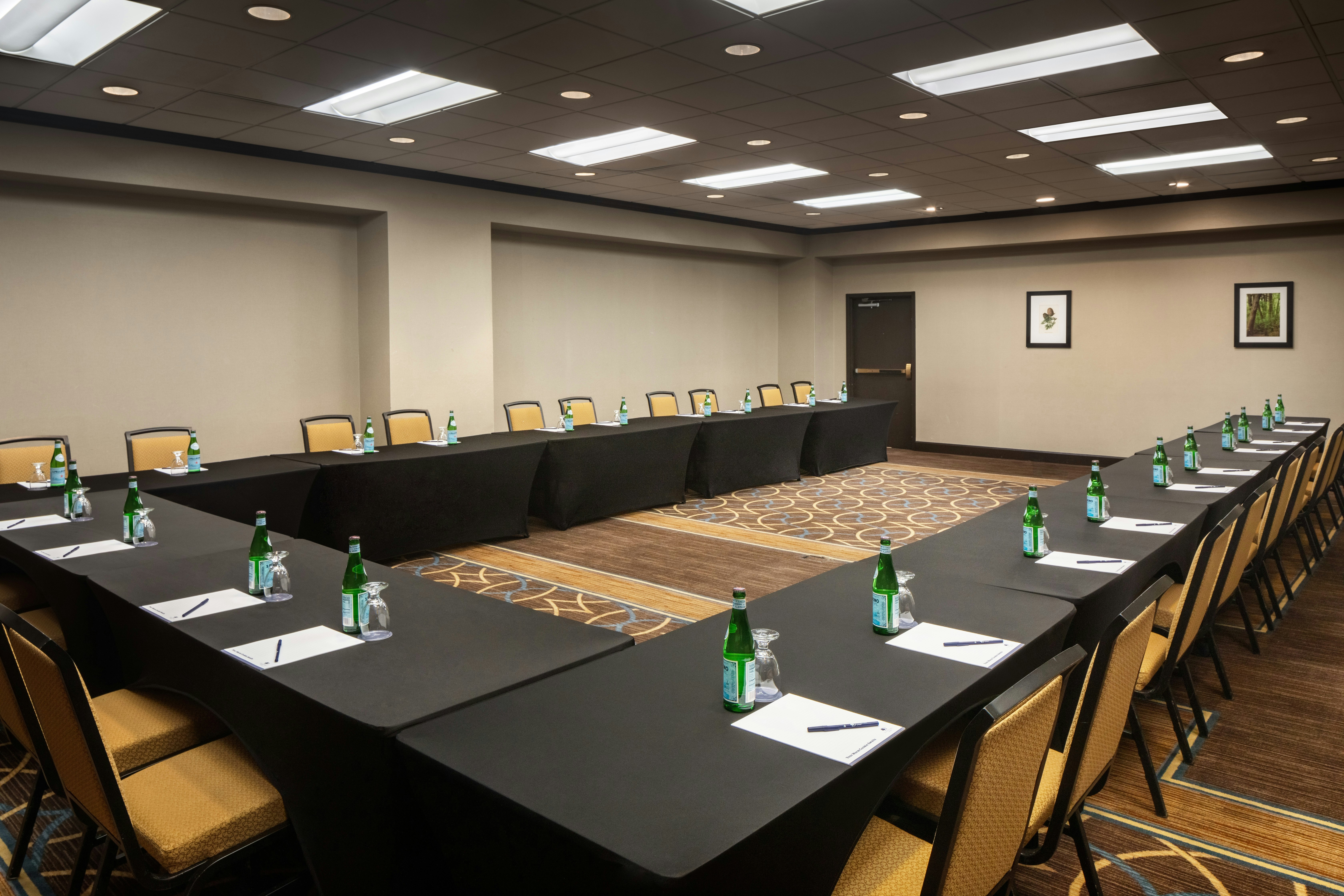 DoubleTree by Hilton Washington DC Silver Spring 36/55