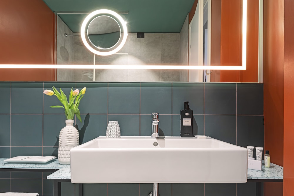 Quark Hotel Milan 59/60
