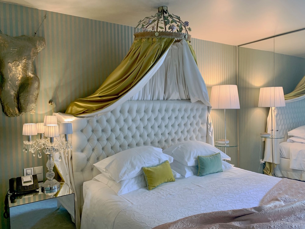 Carmo's Boutique Hotel 28/86
