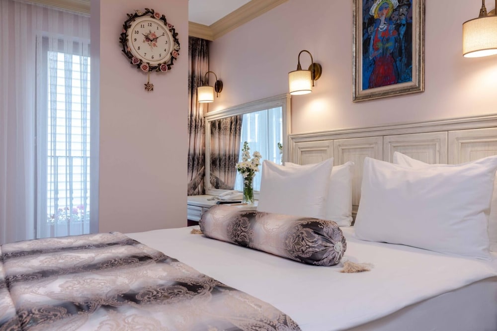 Agora Guesthouse & Hostel 19/70