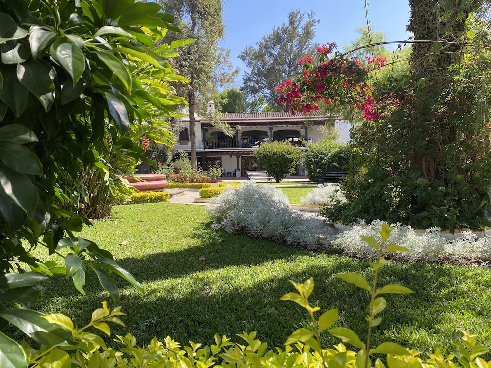 VILLA COLONIAL 40/49