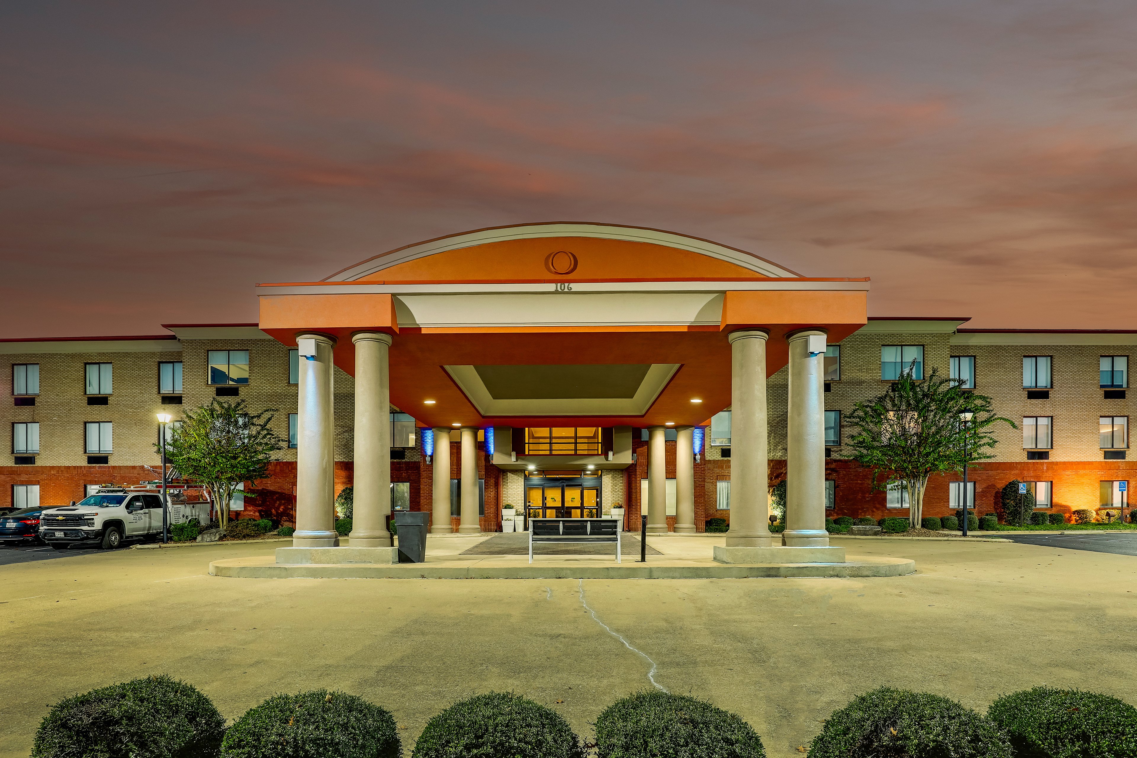 Holiday Inn Express Hotel And Suites Gadsden W Near Attalla 6/76