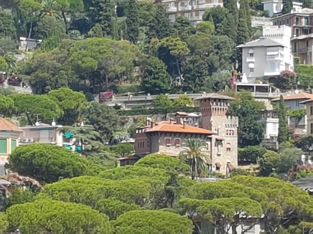 Hotel La Vela 44/46