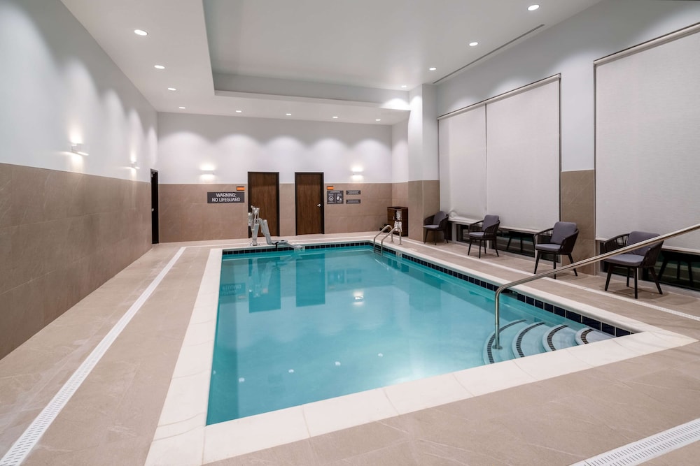 La Quinta Inn Suites By Wyndham Nashville Downtown Stadium 28/52
