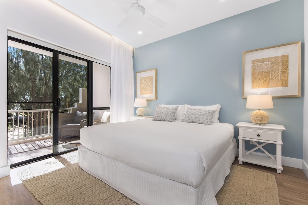 3 BEDROOMS, PREMIUM, APARTMENT, MIDDLE FLOOR