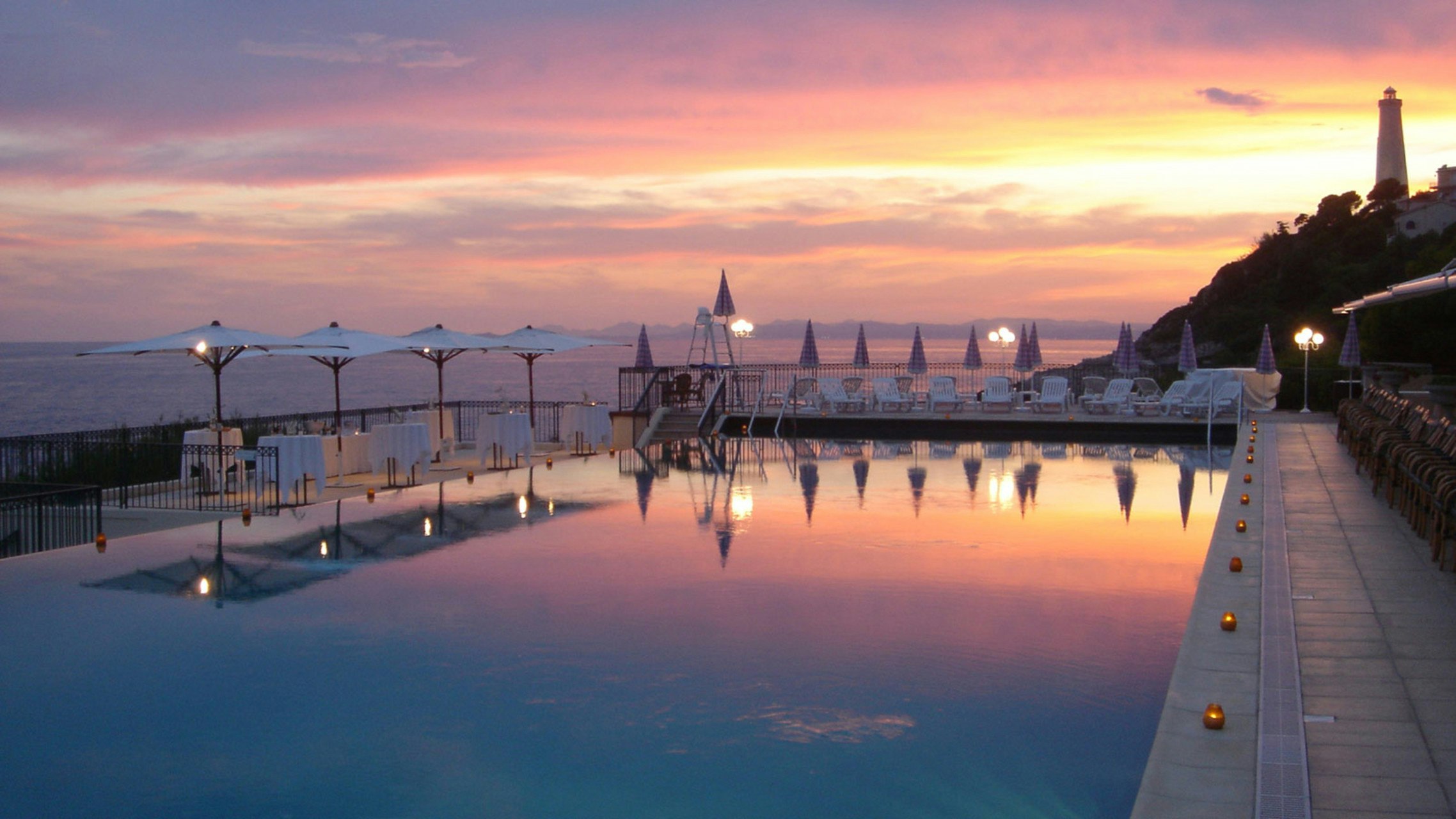 Grand Hotel du Cap-Ferrat, a Four Seasons Hotel 73/85