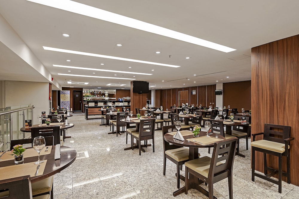 Firenze Business Hotel (ex Slaviero Essential Palhoca Viacatarina) 42/63