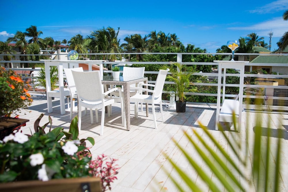 HOTEL ART VILLA DOMINICANA 39/44