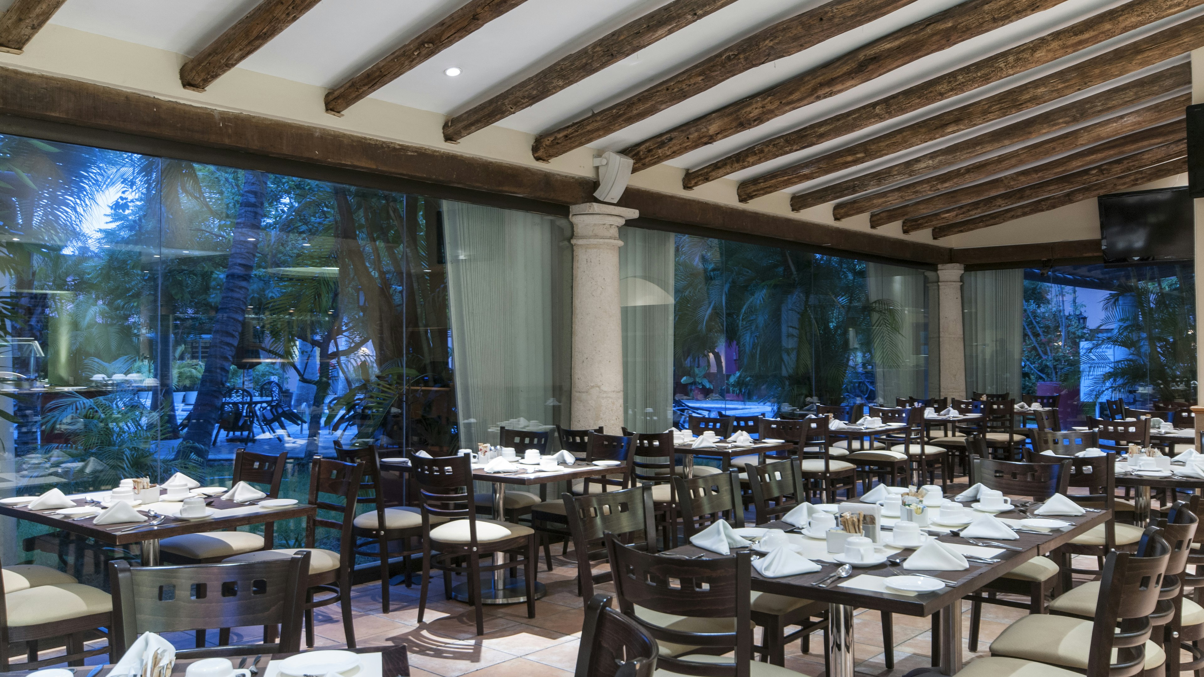 Holiday Inn Cd Del Carmen 32/50