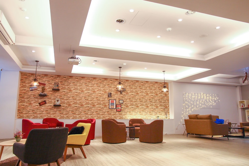 Innk Hotel 4/66