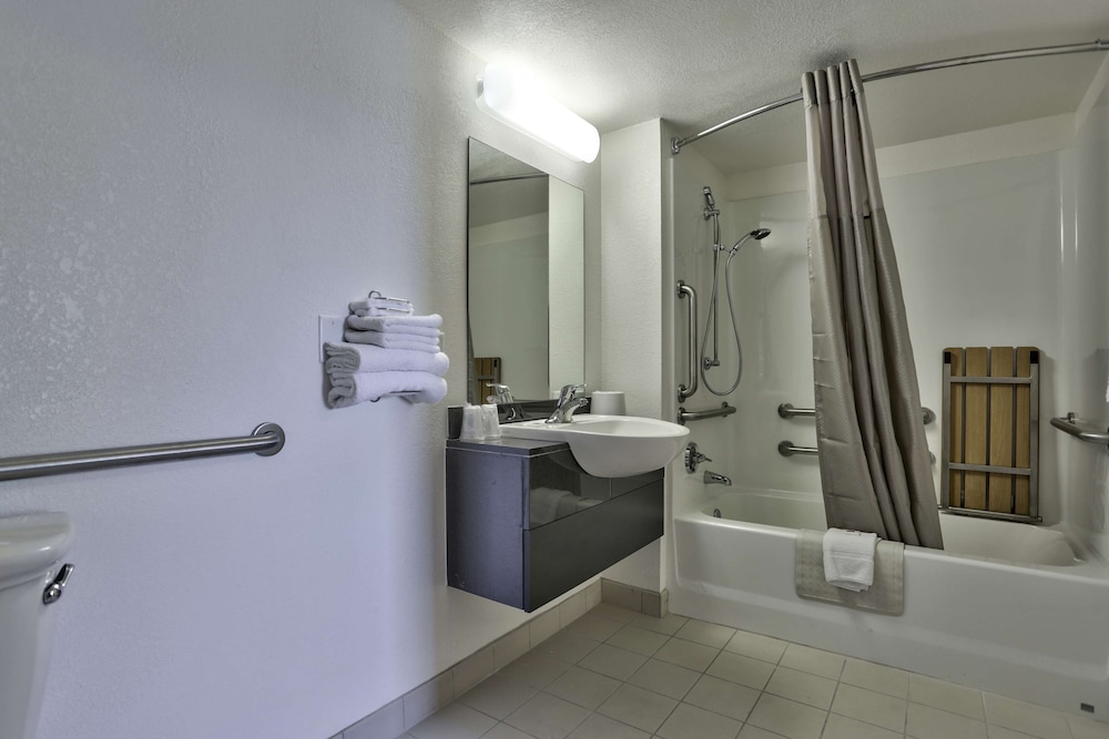 Motel6 Flagstaff, AZ - Butler 50/50
