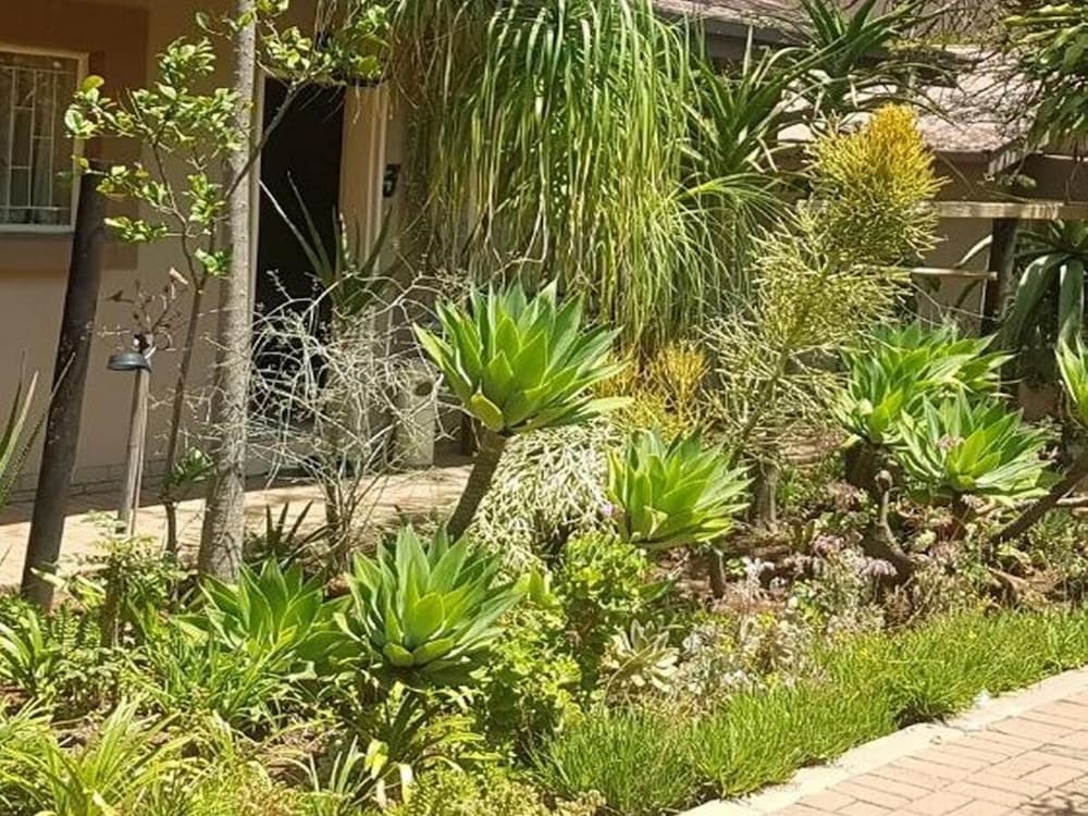 Country Blue Luxury Guest House 41/44