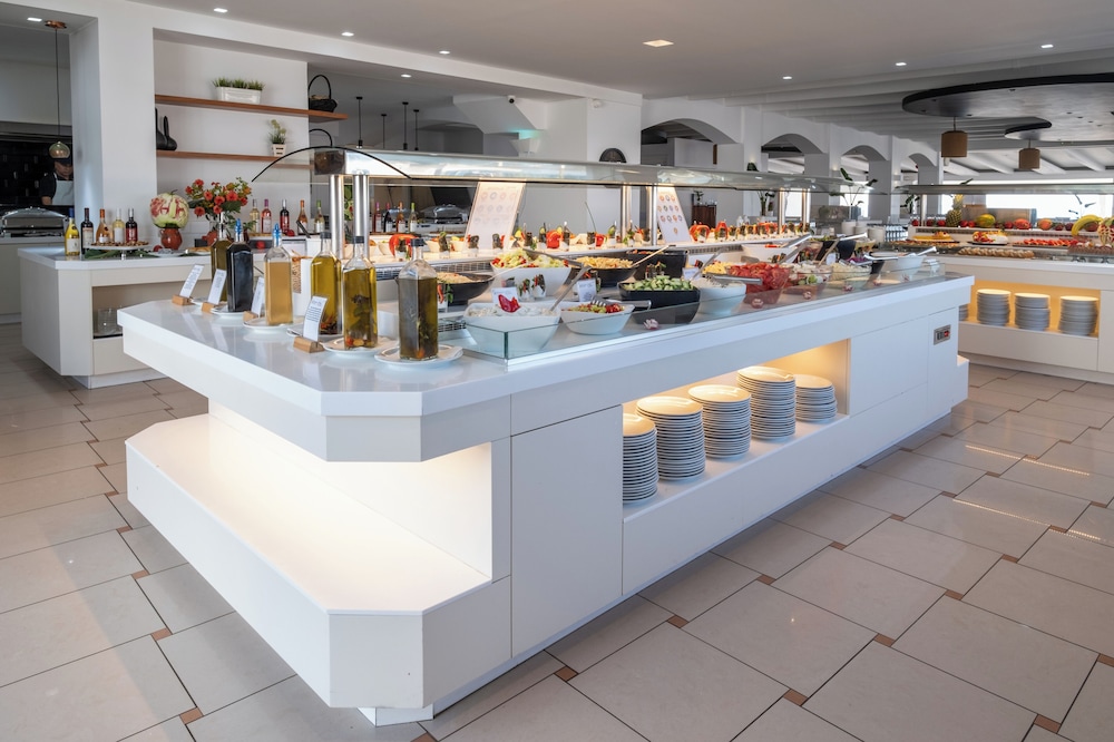 Dimitrios Village Beach Resort and Spa 20/50