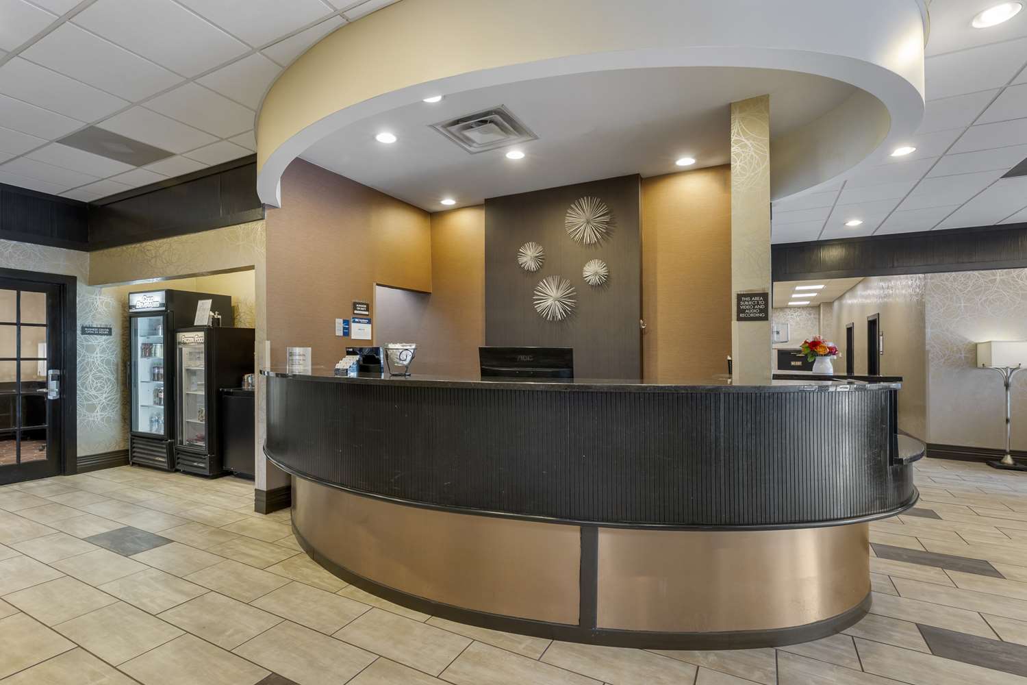 Best Western Plus The Charles Hotel 7/42