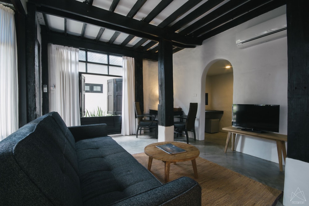 Chotana Villa 54/75