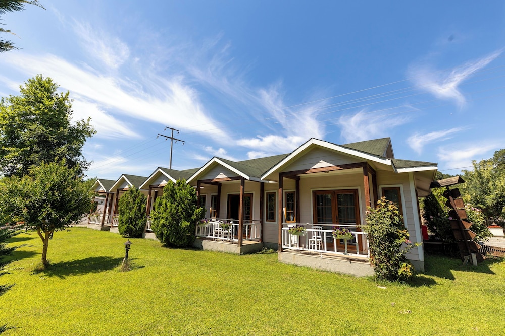 Village Park Resort Spa 44/50