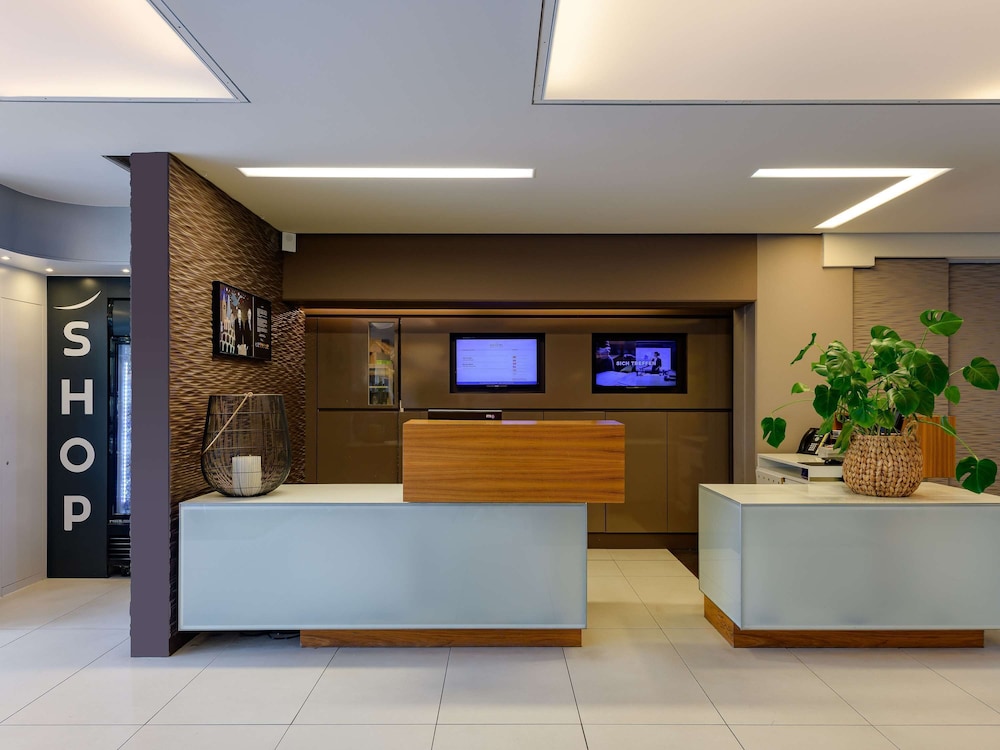 NOVOTEL NUERNBERG MESSEZENTRUM 5/58
