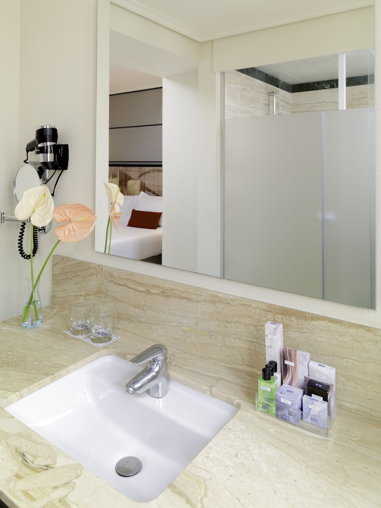 H10 Universitat Hotel 5/47