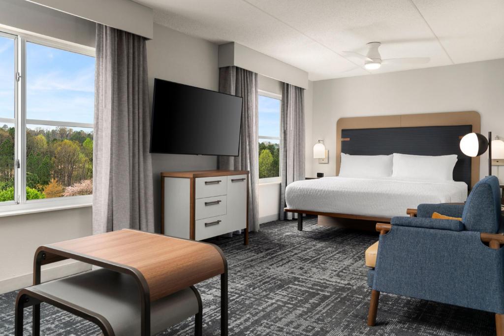 2 Bedrooms, Suite, 2 Double Beds, King Bed, 2 Bathrooms, Sofa, Homewood Suites by Hilton Richmond-Chester 4/6