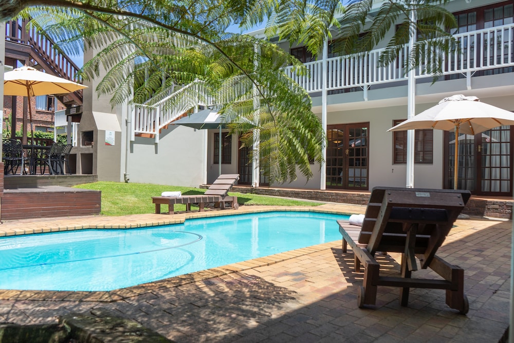 Loerie Guest Lodge 21/25