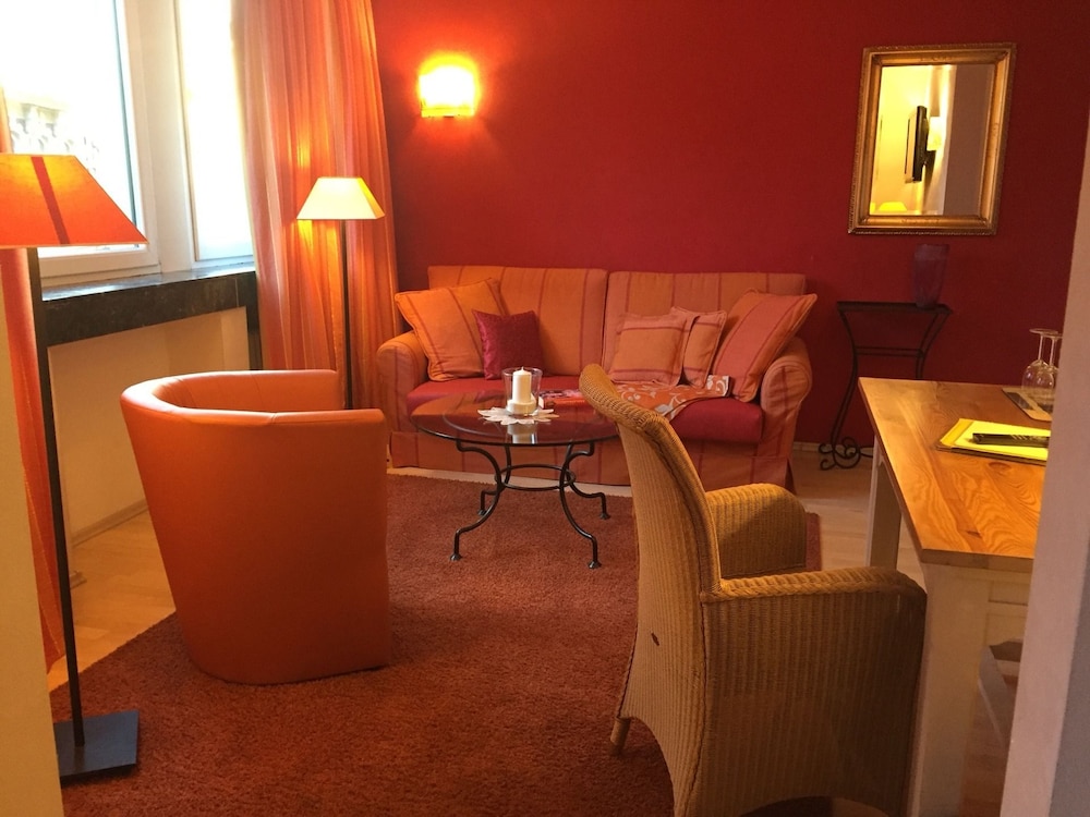 Hotel 3 Konige 32/50