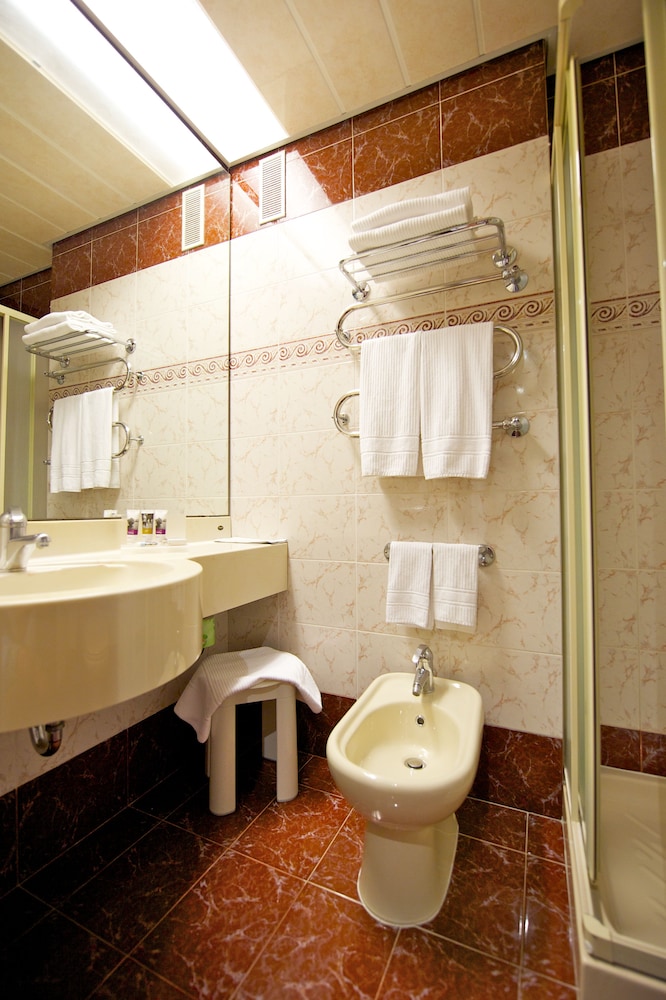 Hotel Delfino Taranto 30/74